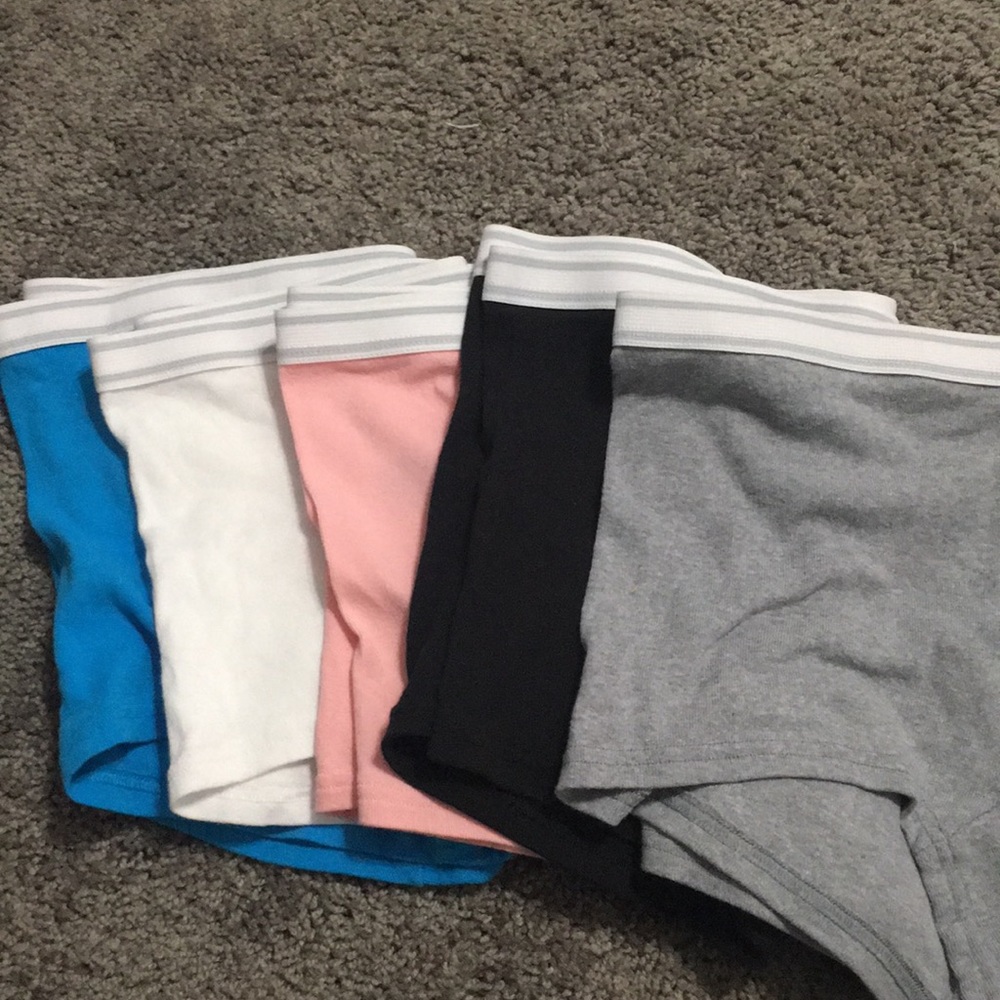 Brand new Hanes women’s boy shorts! 5 pack!